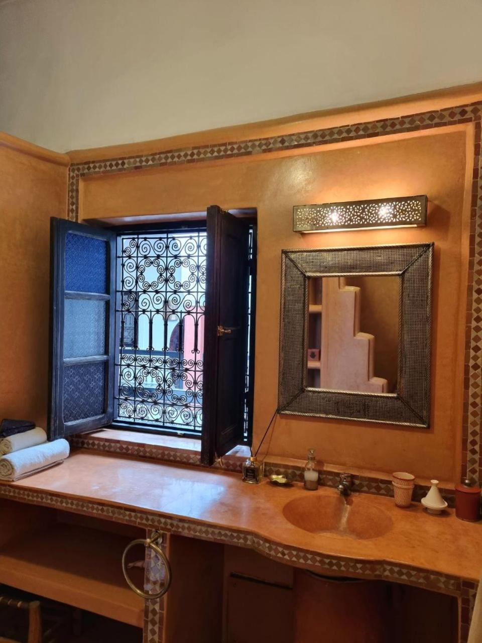 Riad Les Reves D'Amelie Маракеш Стая снимка
